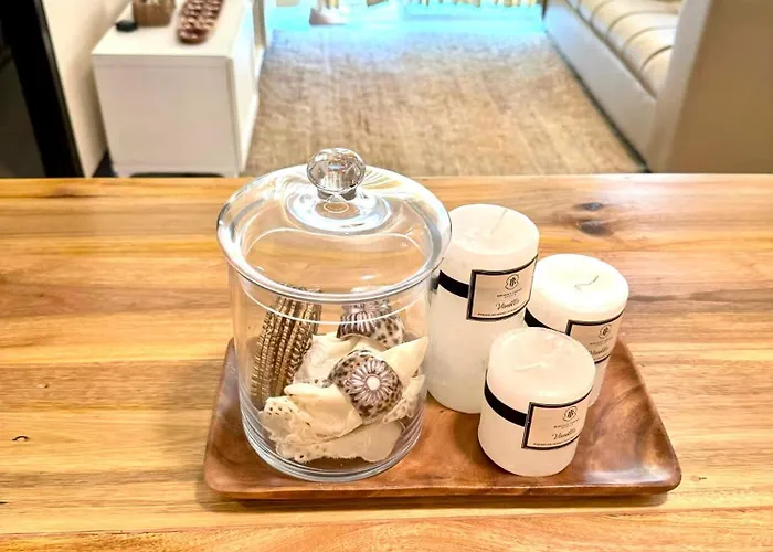 Minimalist, Mactan Newtown 1br 아파트 *
